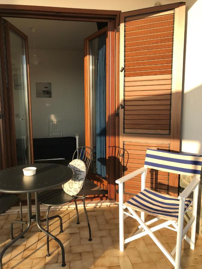 L'Oasi Di Giorgia Bed & Breakfast Читадела дел Капо Екстериор снимка